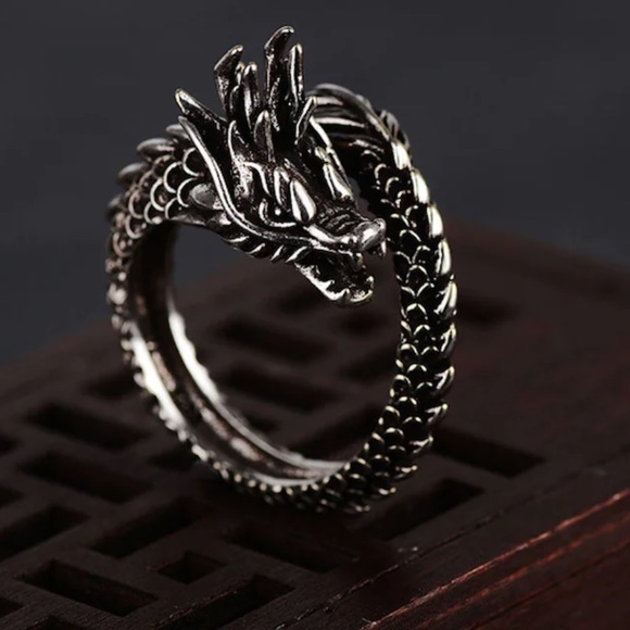 925 Silver Gothic Monster Eye Punk Biker Band Ring + free dragon adjustable - Picture 3 of 5